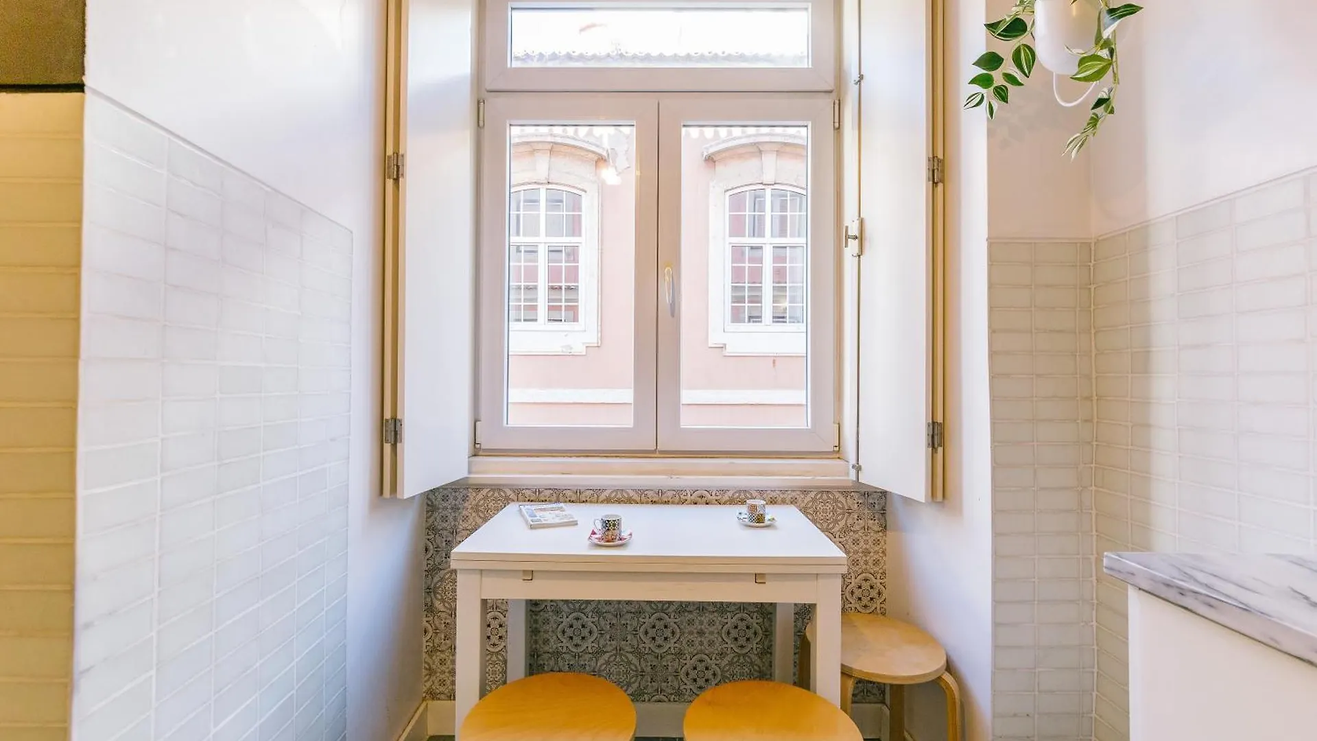 Chiado 2 Bedroom Elegant Apartment Lisbon Portugal