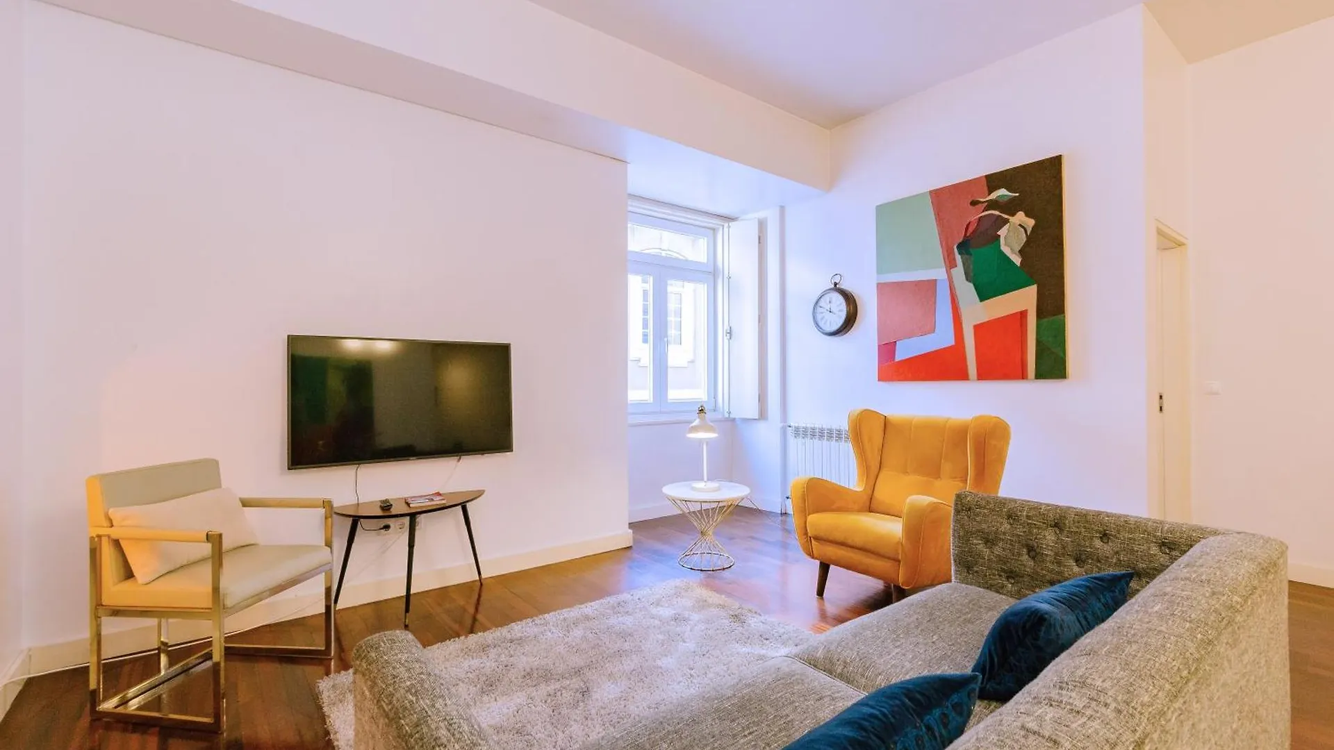 Chiado 2 Bedroom Elegant Apartment Lisbon Portugal